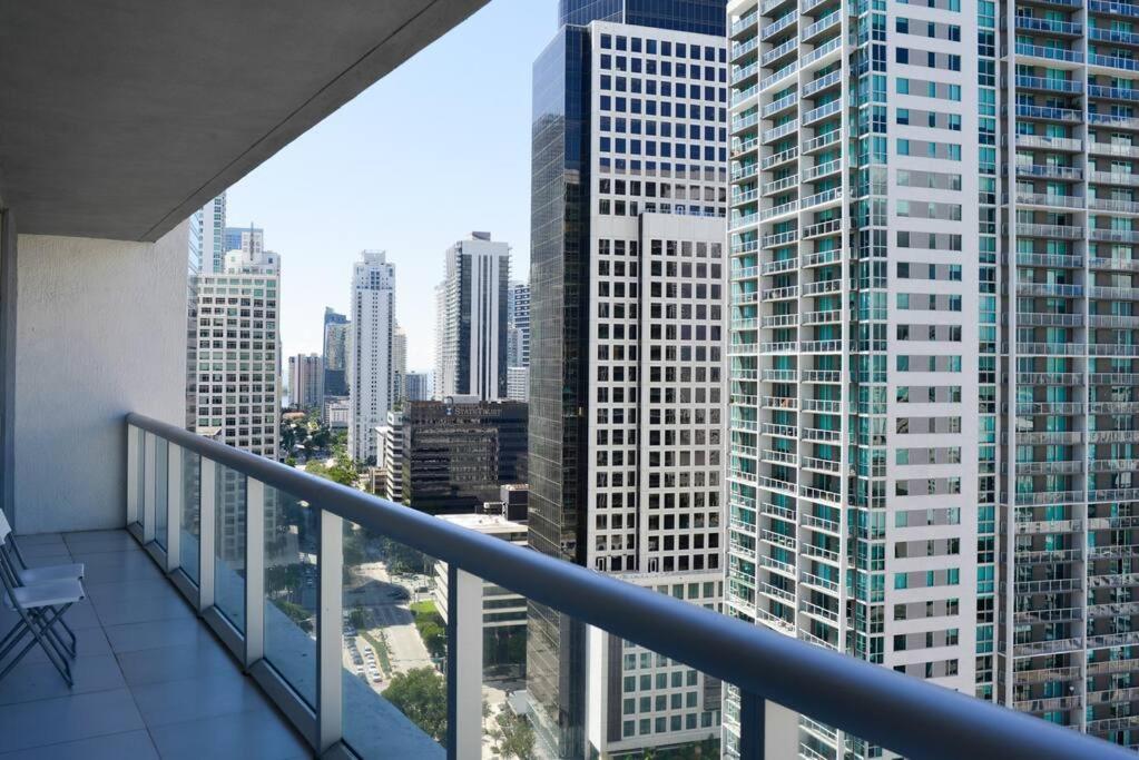 Wonderful 2 Bedroom Apt With Ocean Views At Icon Brickell Miami Dış mekan fotoğraf
