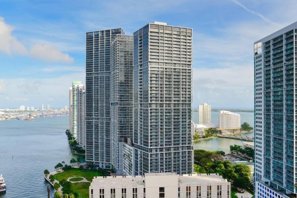 Wonderful 2 Bedroom Apt With Ocean Views At Icon Brickell Miami Dış mekan fotoğraf