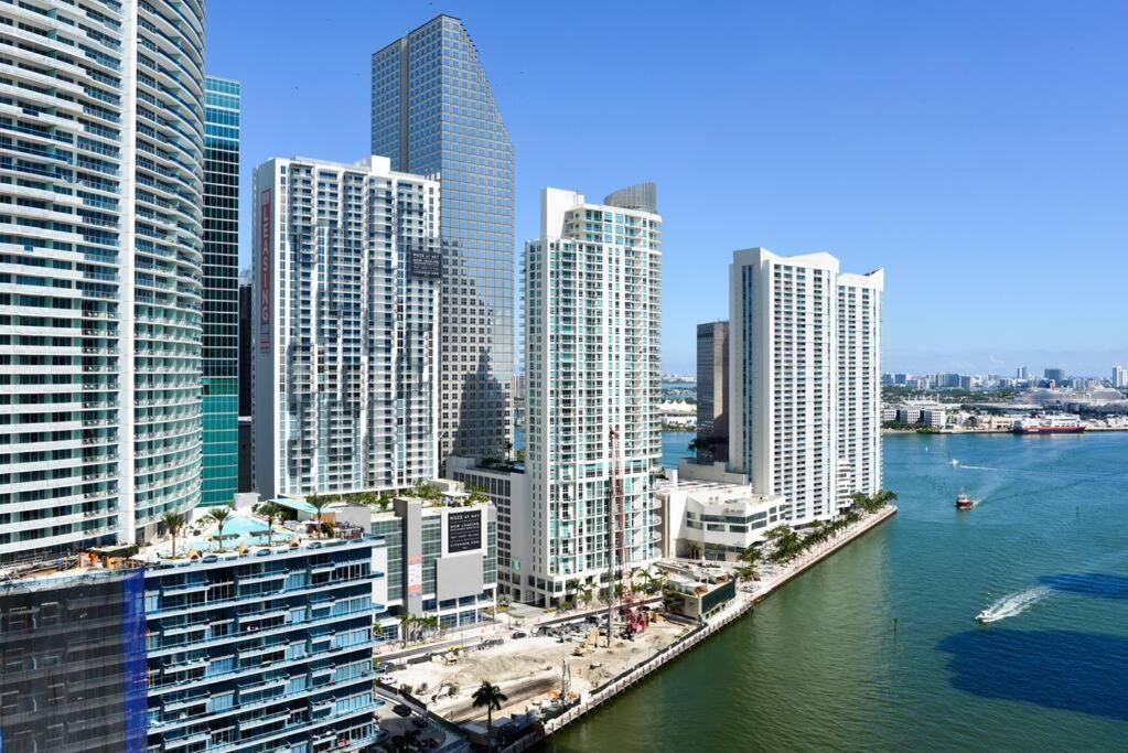 Wonderful 2 Bedroom Apt With Ocean Views At Icon Brickell Miami Dış mekan fotoğraf